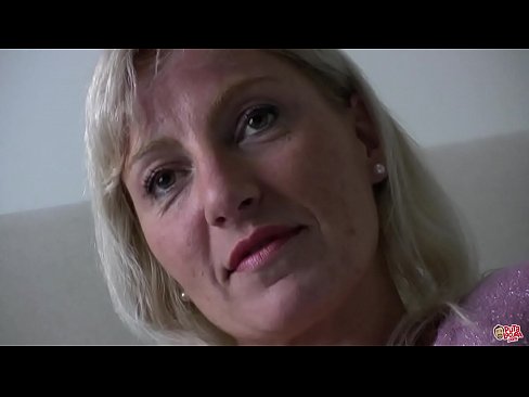 ❤️ Mater nos omnes futui... Domina, te ipsum habe! Porno apud nos