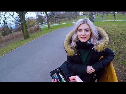 ❤️ Calidum cum pecunia alieni absorbet - blowjob in parco ab Eva Elfie Porno apud nos